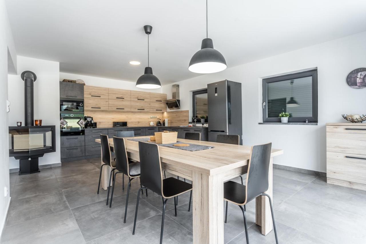 Apartman Sonnenberg - Klinovec Loucna pod Klinovcem Ngoại thất bức ảnh